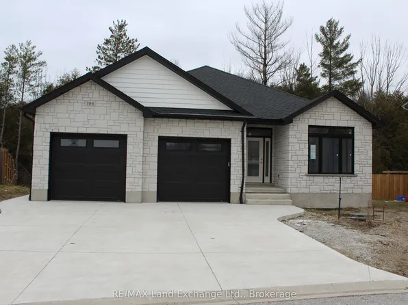 784 Campbell Ave, Kincardine, ON N2Z 1W1