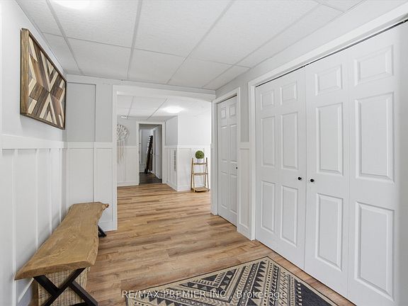 3rd image of 1131 Springdale Park Rd