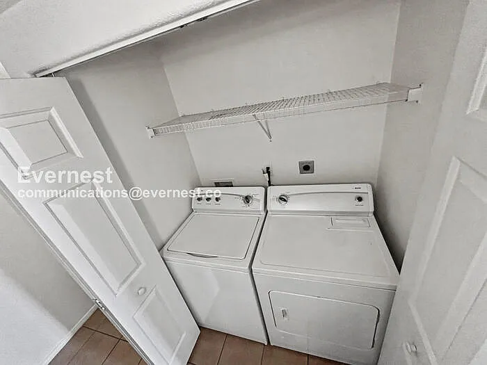 5922 W Vegas Dr — Photo 18