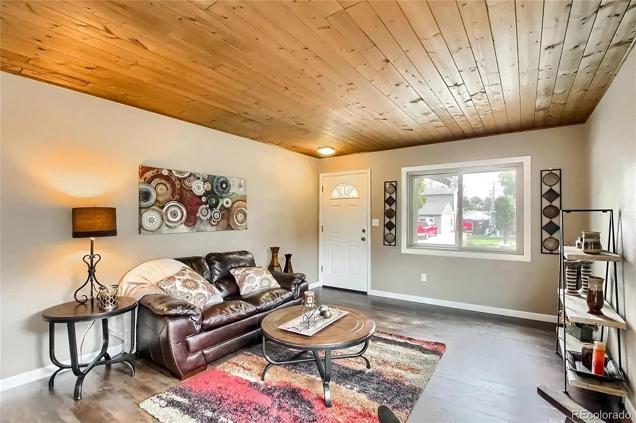 2 bed, 1094 sqft, $3,000 — Photo 4