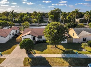 16916 SW 111th Ct, Miami, FL 33157