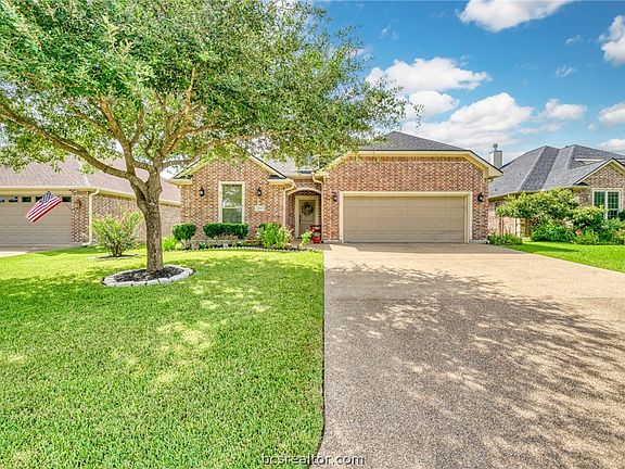2nd image of 2216 Ironwood Dr