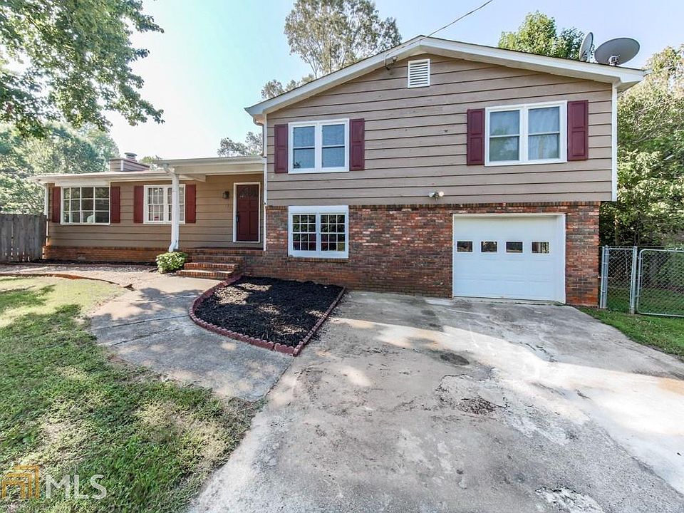 1st image of 1300 Pine Creek Dr