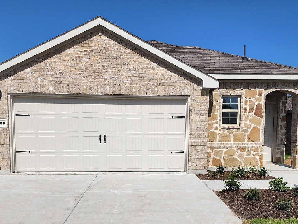 1st image of 1805 Feeder Way