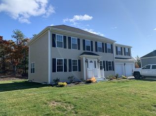 64 Arbor Rdg, Plymouth, MA 02360