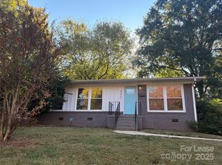 4021 Crestridge Dr, Charlotte, NC 28217