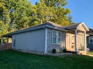 928 N Concord Ave, Springfield, MO 65802