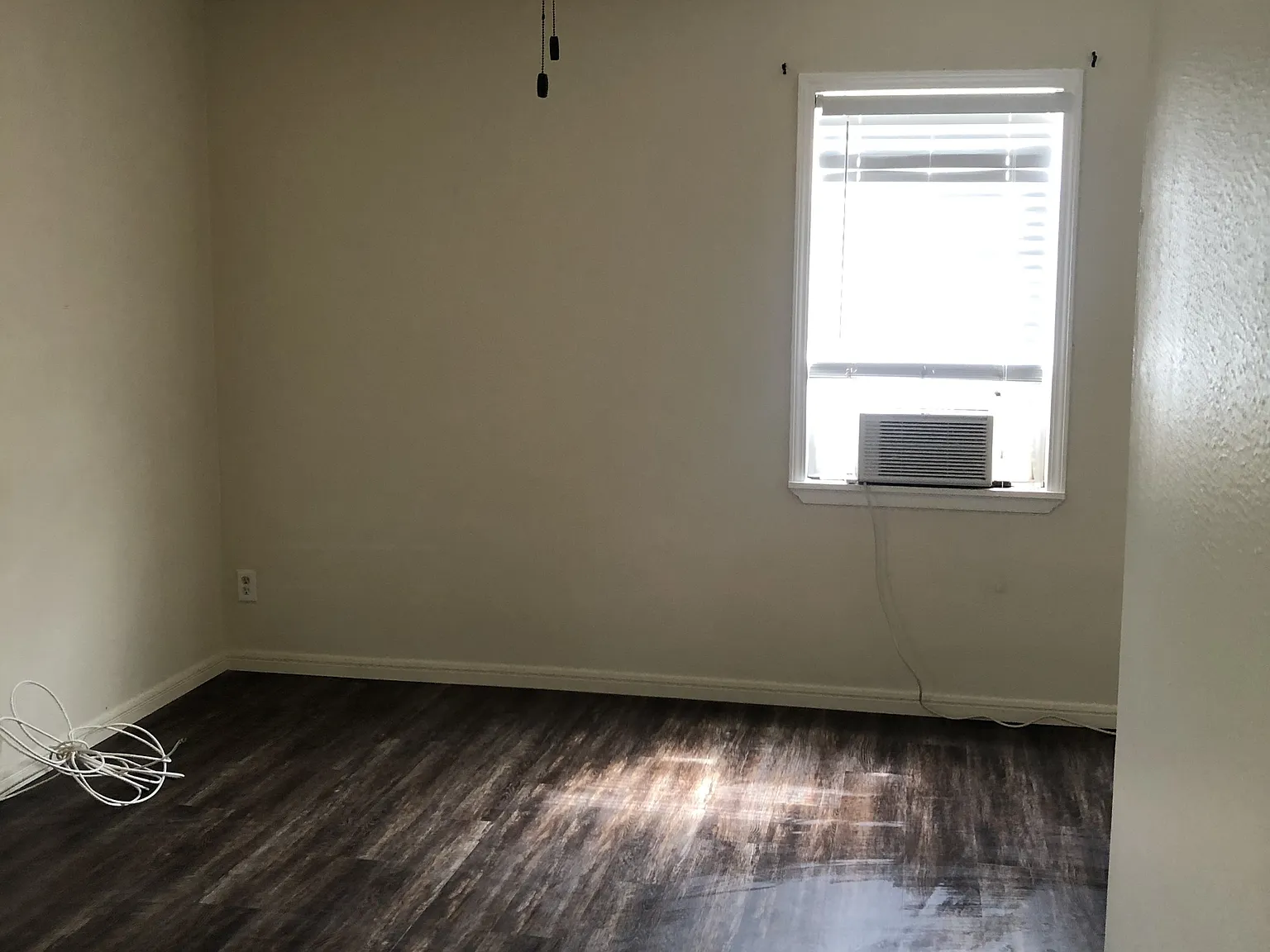 825 Smelker Avenue - 1 — Photo 4