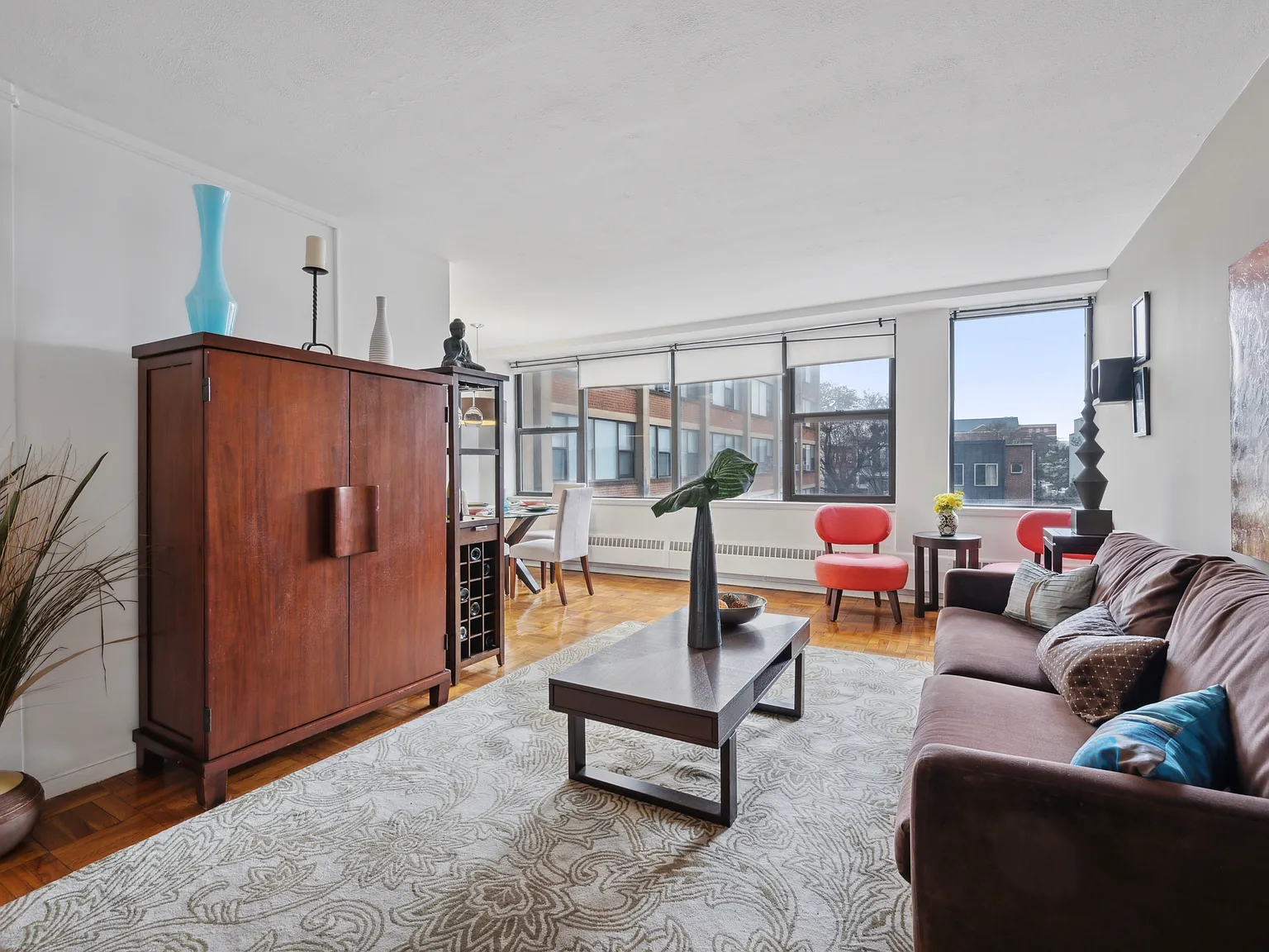 2 bed, 770 sqft, $1,250 — Photo 3
