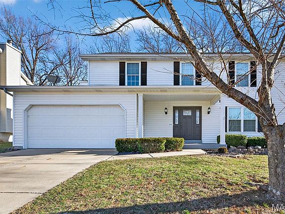 2nd image of 2927 Bromley Dr