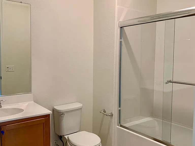 1900 Monroe Ct #100 — Photo 11