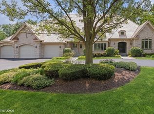 6196 Wildwood Ln, Burr Ridge, IL 60527
