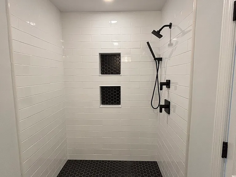 1036 Chancellor Ave #6 — Photo 5