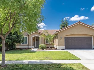 1721 Arneis Ave, Tulare, CA 93274