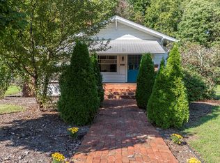 441 Brook St, Damascus, VA 24236