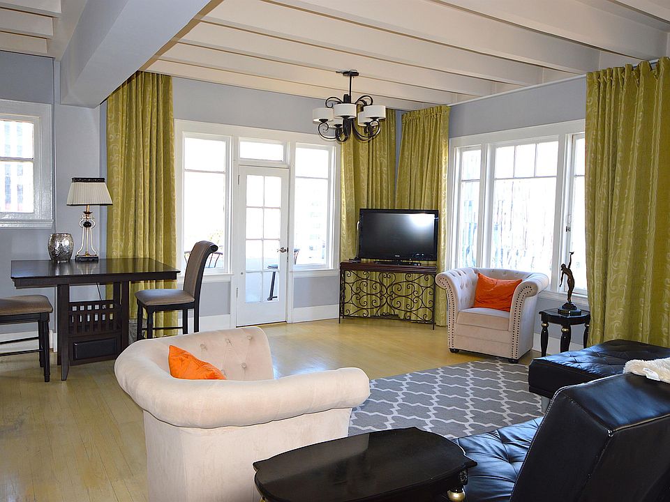 1st image of 360 W Ocean Blvd #902-1