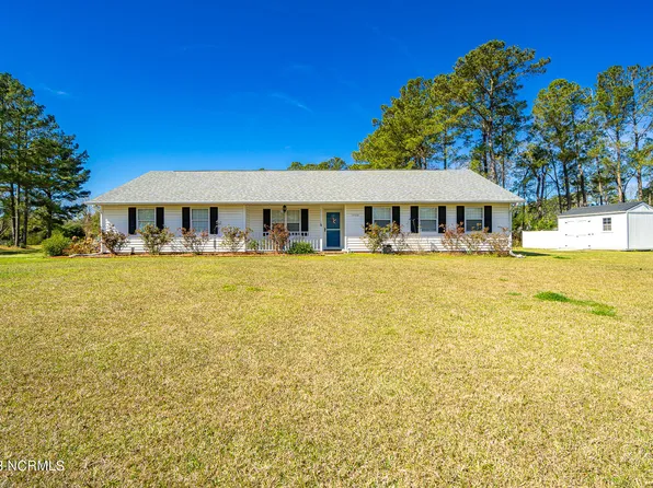 1900 Thomas Court, Newport, NC 28570