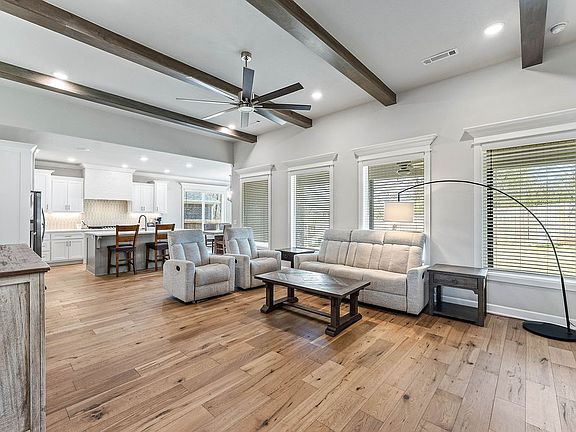 4th image of 1340 Cittadella Ave