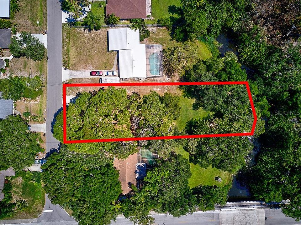 1st image of Phyliss Ave