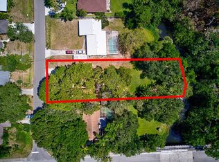 Phyliss Ave, Sarasota, FL 34231