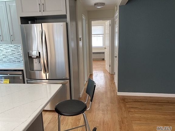5th image of 130 Park Ave