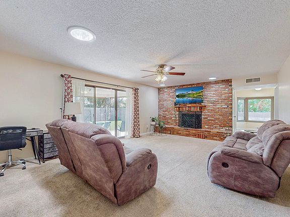 5th image of 10804 Cielito Lindo Ave NE