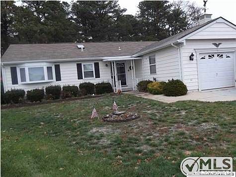 3rd image of 10 Saint Francois Ct