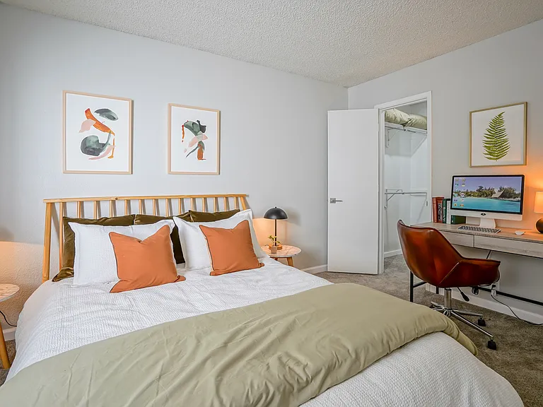 Bedroom 2 - Platinum Interior