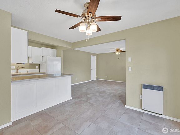 5th image of 329 7th St SE #4