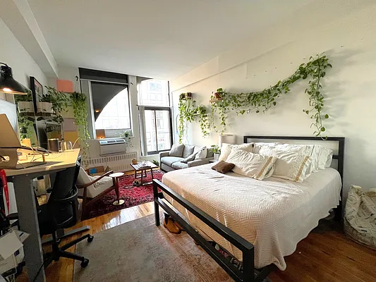 Rented by City Connections Realty | media 5