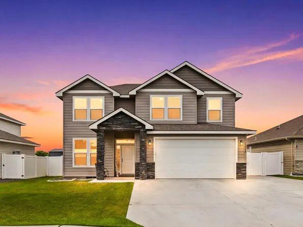 8215 Ashen Dr, Pasco, WA 99301