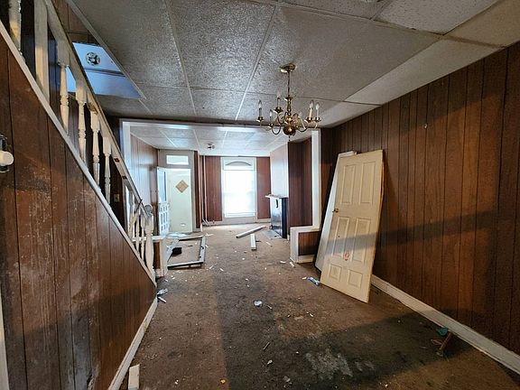 5th image of 1022 Appleton St