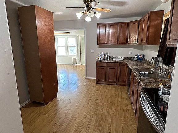 5th image of 311 N Missouri Ave
