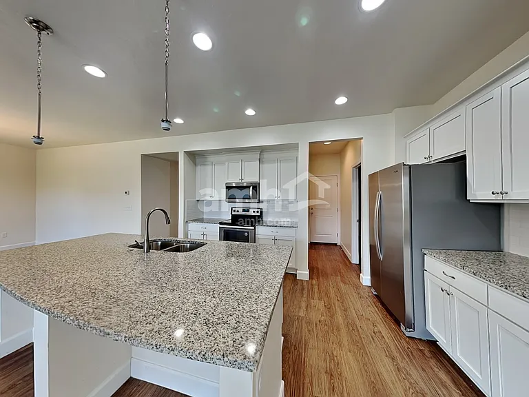 1519 S Horton St — Photo 4