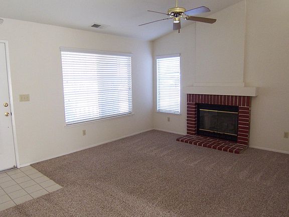 5th image of 796 Cherry Hills Ct