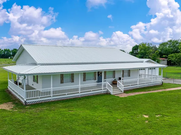 514 Heaton Ln, Rainsville, AL 35986