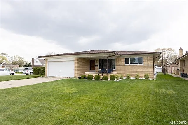 36815 Rowe Ct photo 1