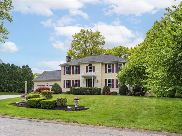 56 Emerson Rd, East Walpole, MA 02032