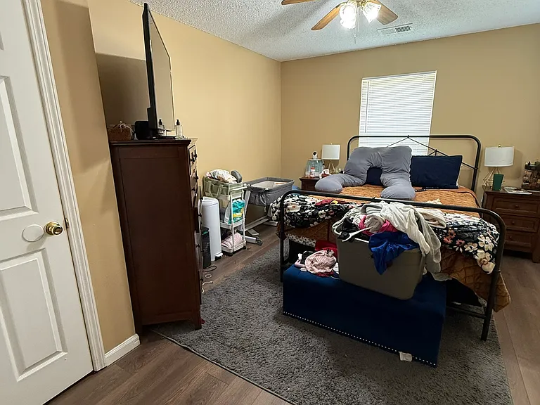 4202 Flora Ave #4200 — Photo 33