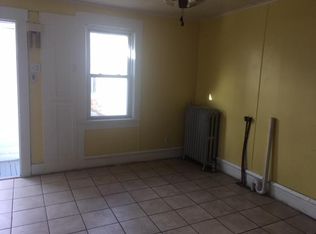 22 E Broadway St #B, Plymouth, PA