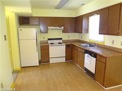 2nd image of 1506 Stony Force Dr #1506