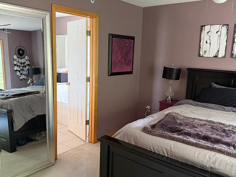 8102 Golden Valley Rd — Photo 14