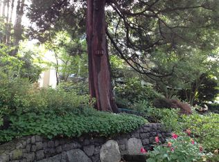 7014 16th Ave NE, Seattle, WA 98115