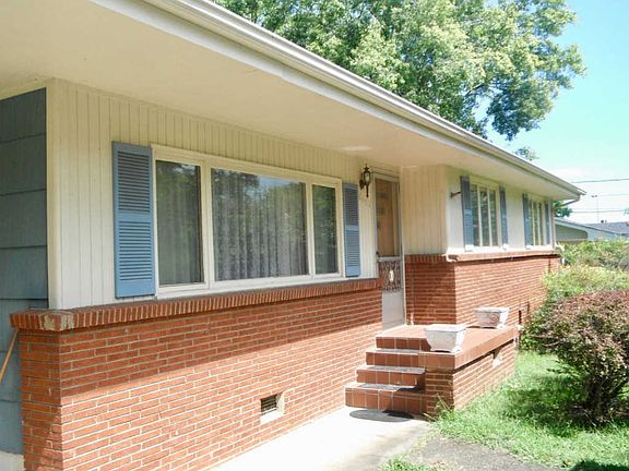 3rd image of 4621 Corbitt Dr