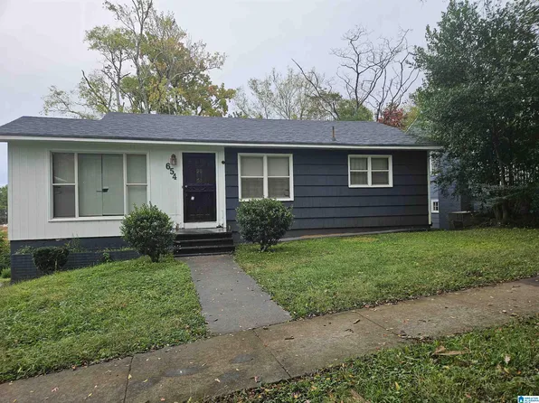 654 Maple St, Fairfield, AL 35064