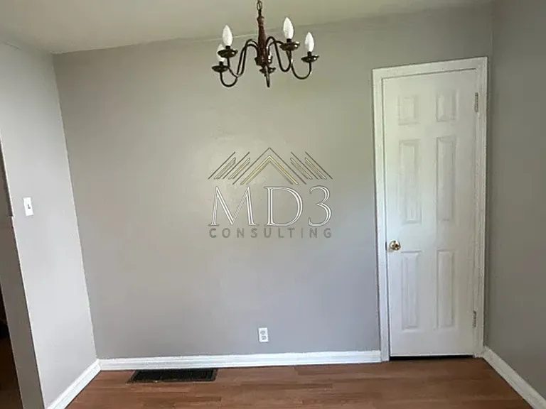 9749 Lilly Jean Dr — Photo 5