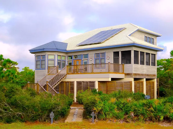 1800 Sea Oat Dr, Saint George Island, FL 32328