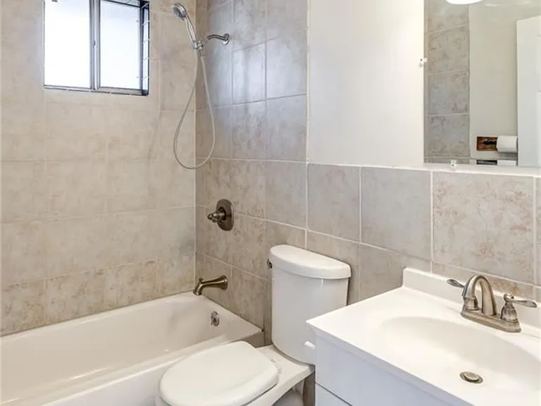1728 Wilbur Ave #1728 — Photo 9