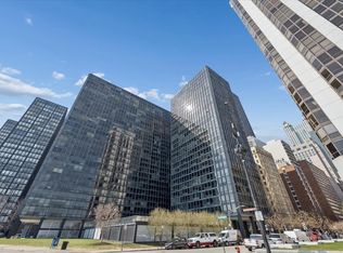 910 N Lake Shore Dr #1415, Chicago, IL 60610