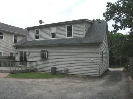 3rd image of 50 Ernest Ave